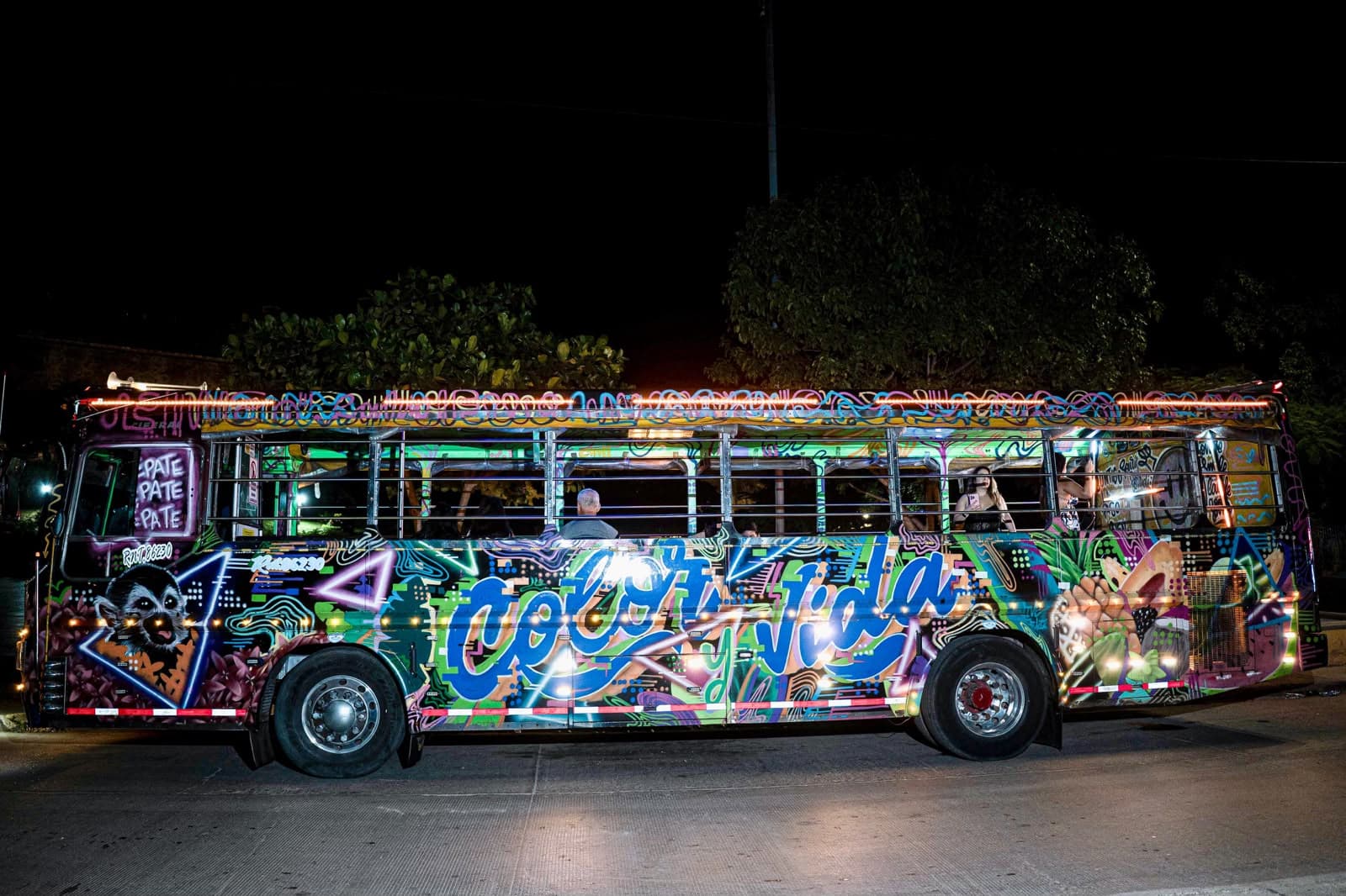 Chiva rumbera 3