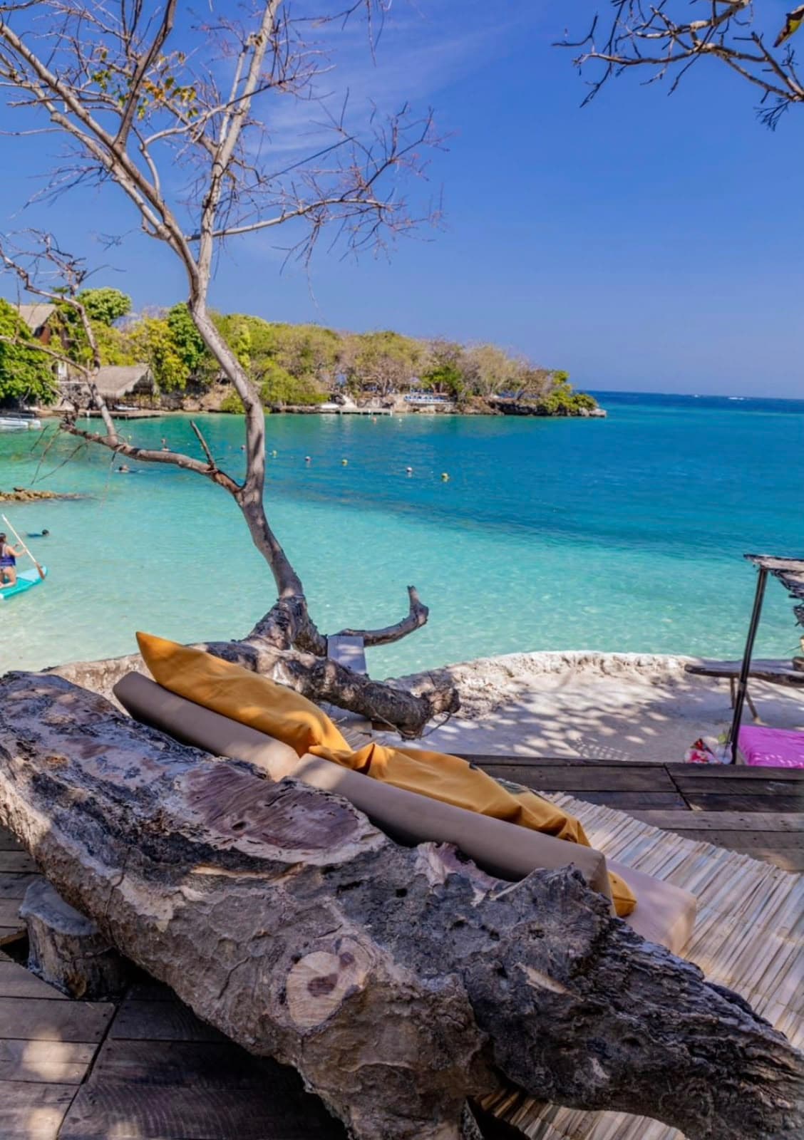 Paue Beach Club